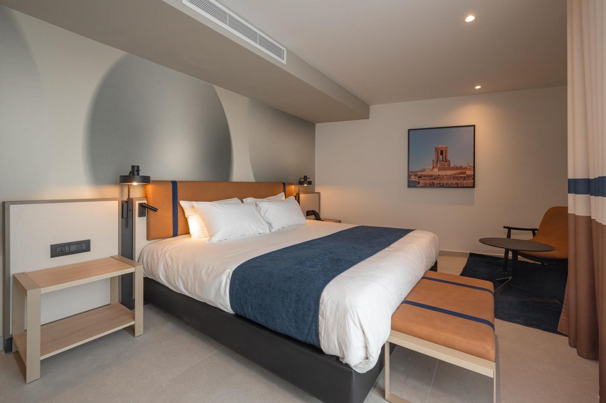Best Western Premier Malta Bahía de San Pablo Habitación foto